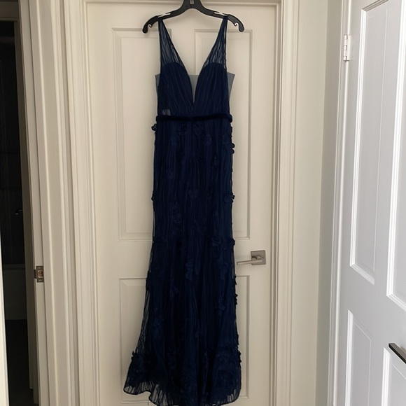 NWT Basix Black Label Navy dress - Picture 4 of 9